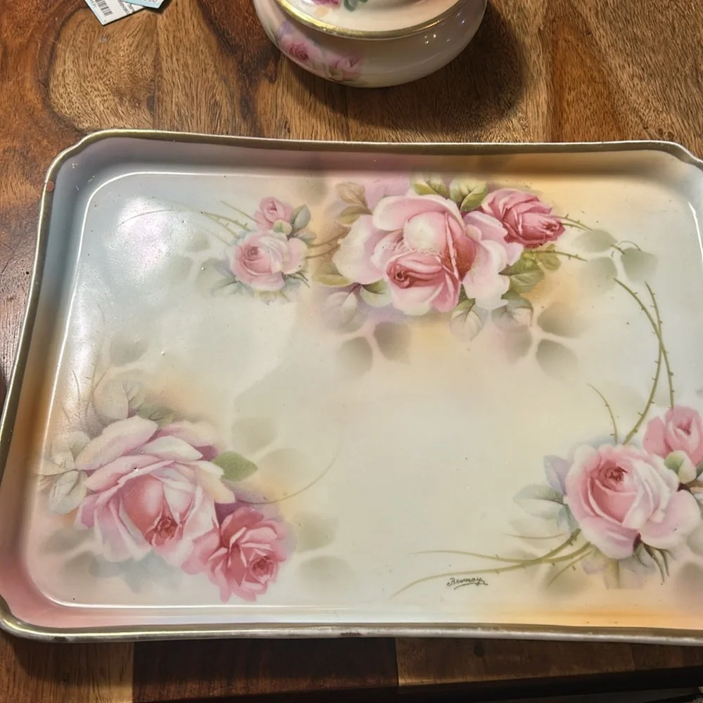 Prussia dresser 3 pc set vintage. Floral design. Absolutely stunning